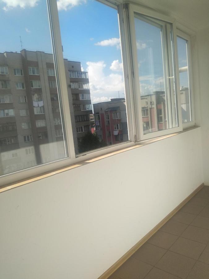 Апартаменти Липинського3,Поруч Порт Сіті Lutsʼk Exteriör bild